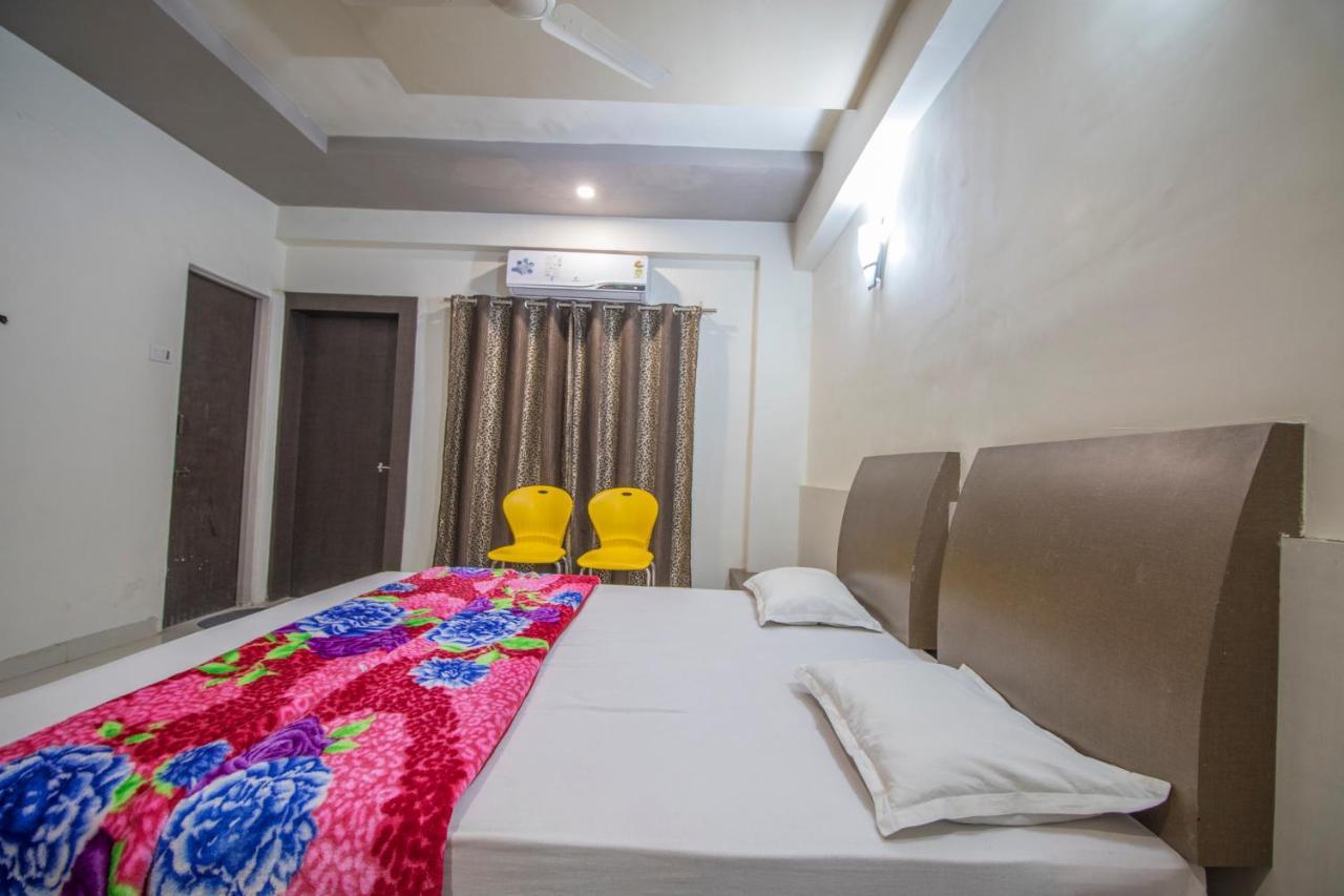 Hotel Yogiraj Palace Shegaon Dış mekan fotoğraf