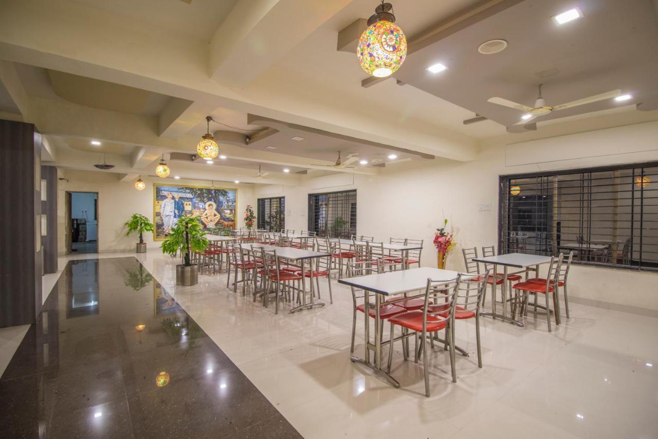 Hotel Yogiraj Palace Shegaon Dış mekan fotoğraf