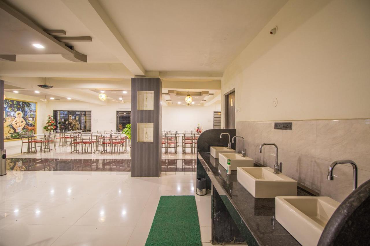 Hotel Yogiraj Palace Shegaon Dış mekan fotoğraf